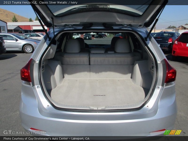 Classic Silver Metallic / Ivory 2013 Toyota Venza XLE