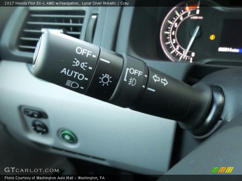 Controls of 2017 Pilot EX-L AWD w/Navigation