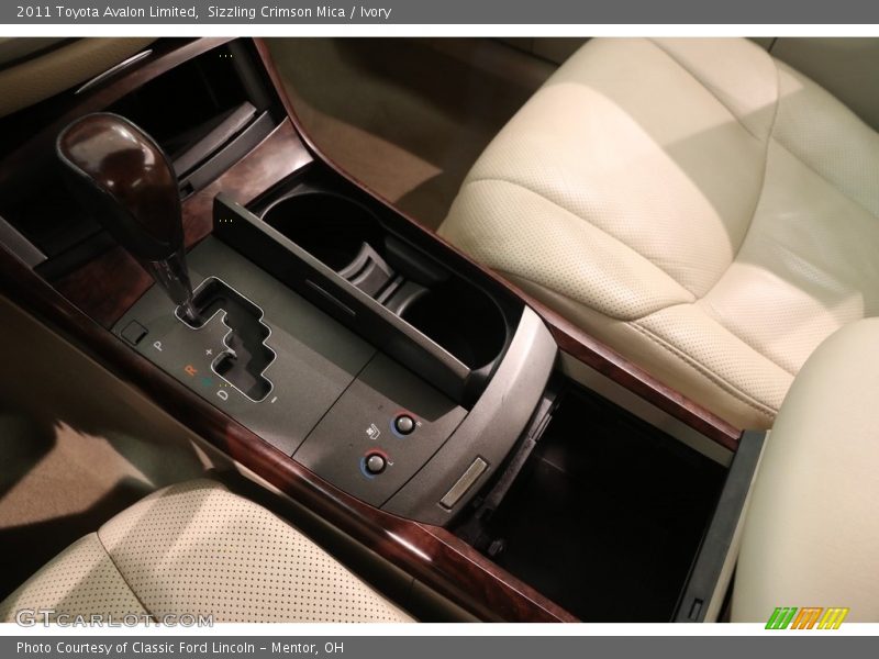 Sizzling Crimson Mica / Ivory 2011 Toyota Avalon Limited