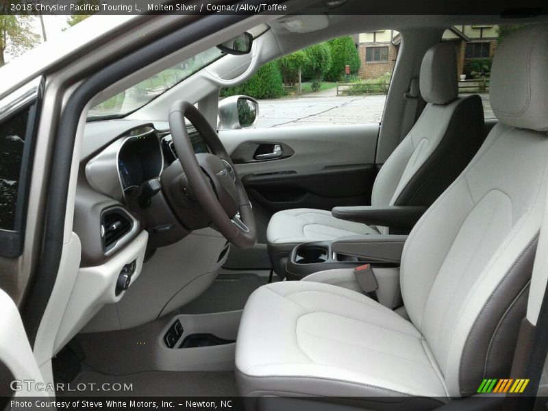 Molten Silver / Cognac/Alloy/Toffee 2018 Chrysler Pacifica Touring L