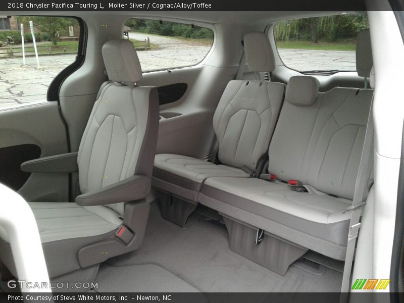 Molten Silver / Cognac/Alloy/Toffee 2018 Chrysler Pacifica Touring L
