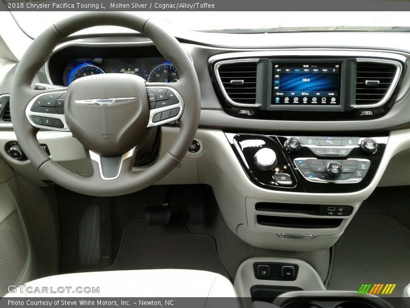 Molten Silver / Cognac/Alloy/Toffee 2018 Chrysler Pacifica Touring L