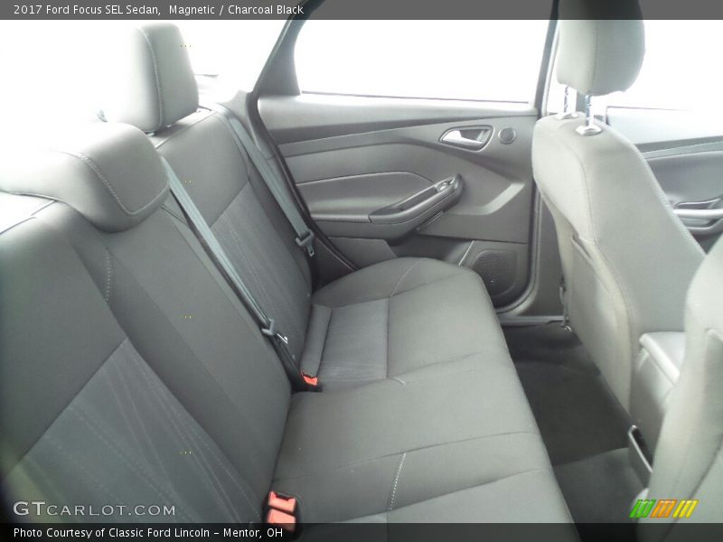 Magnetic / Charcoal Black 2017 Ford Focus SEL Sedan