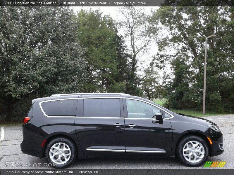  2018 Pacifica Touring L Brilliant Black Crystal Pearl