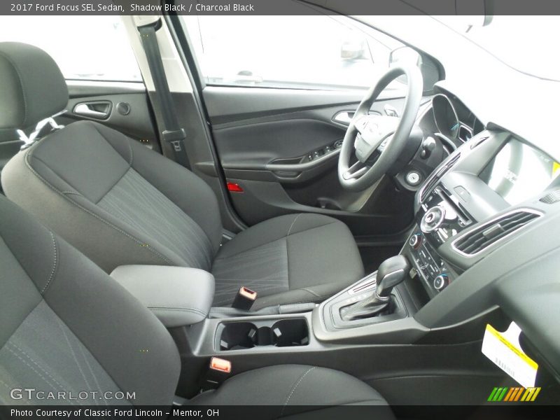 Shadow Black / Charcoal Black 2017 Ford Focus SEL Sedan