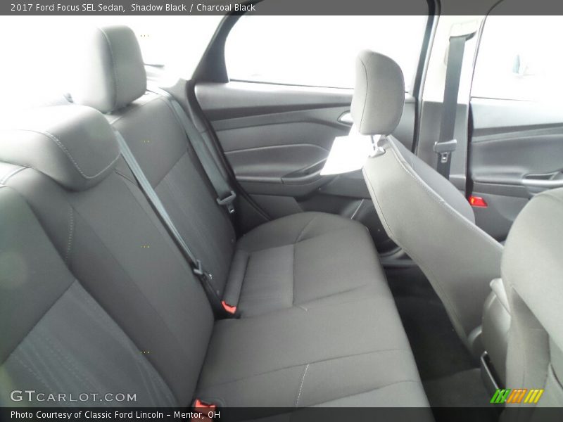 Shadow Black / Charcoal Black 2017 Ford Focus SEL Sedan