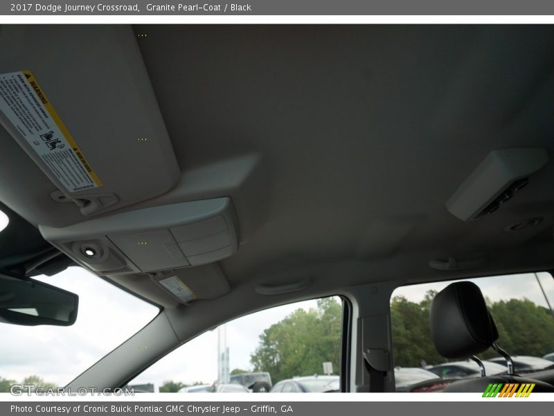 Granite Pearl-Coat / Black 2017 Dodge Journey Crossroad