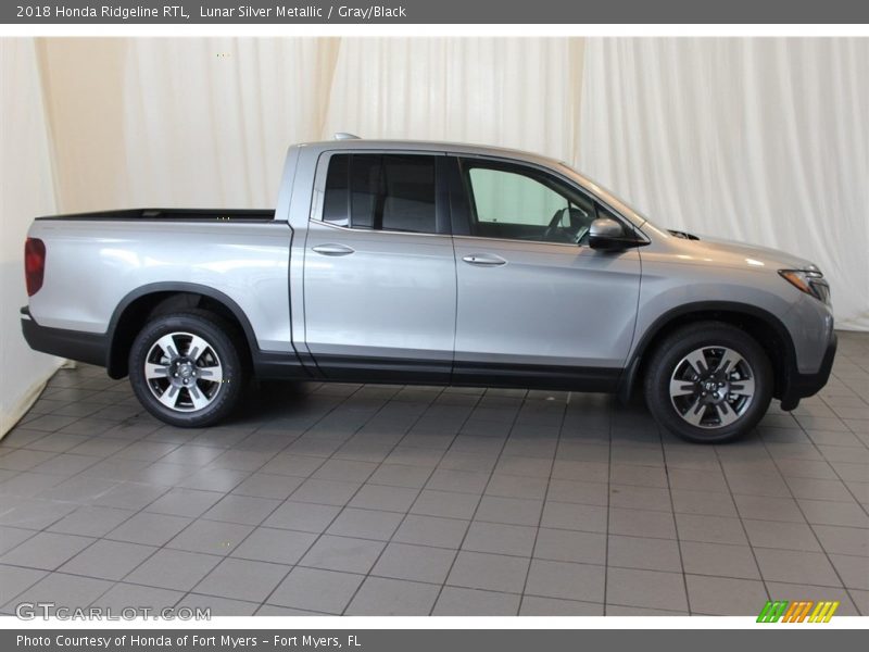 Lunar Silver Metallic / Gray/Black 2018 Honda Ridgeline RTL