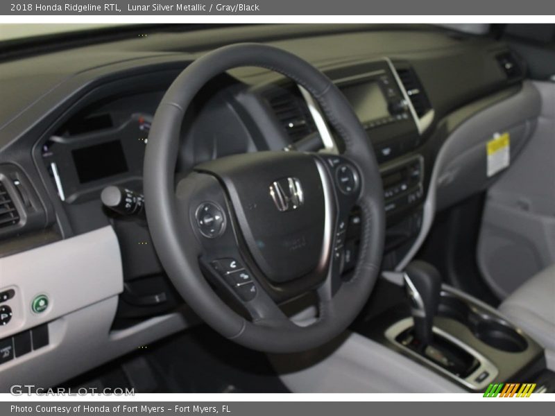 Lunar Silver Metallic / Gray/Black 2018 Honda Ridgeline RTL