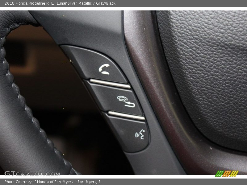 Lunar Silver Metallic / Gray/Black 2018 Honda Ridgeline RTL