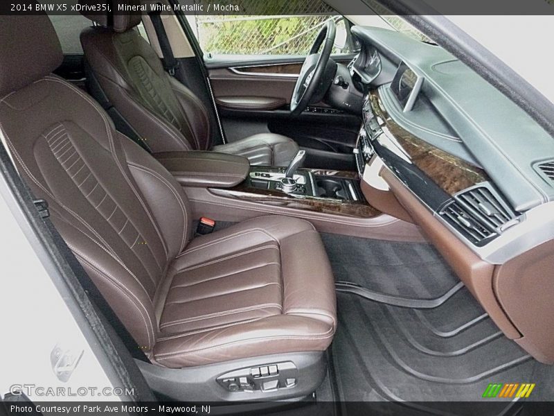 Mineral White Metallic / Mocha 2014 BMW X5 xDrive35i