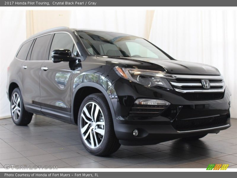 Crystal Black Pearl / Gray 2017 Honda Pilot Touring
