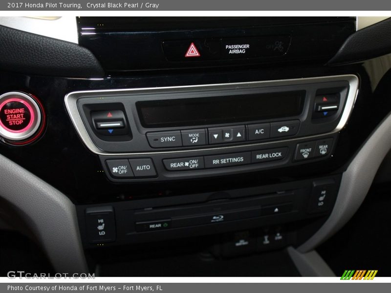 Crystal Black Pearl / Gray 2017 Honda Pilot Touring