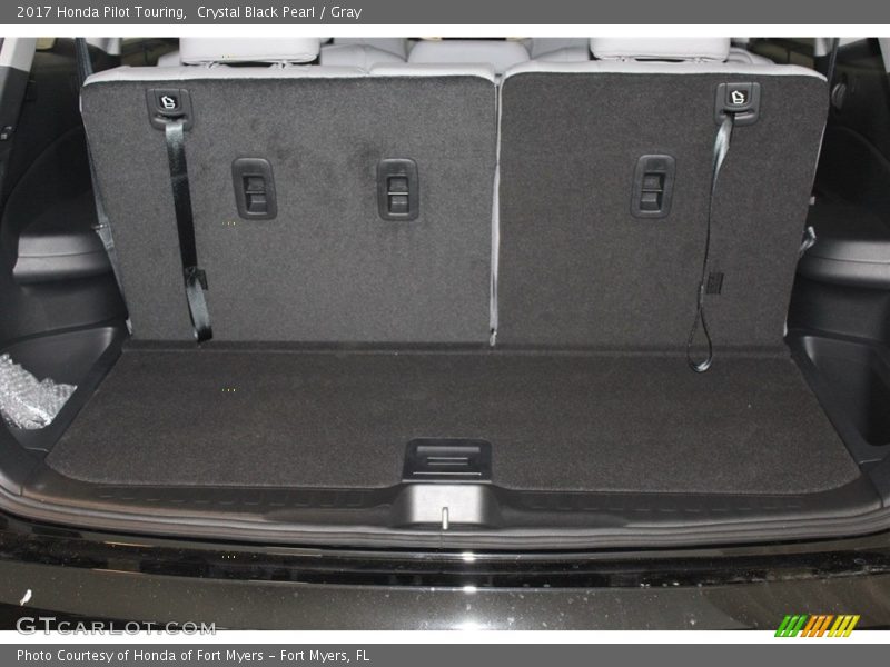 Crystal Black Pearl / Gray 2017 Honda Pilot Touring