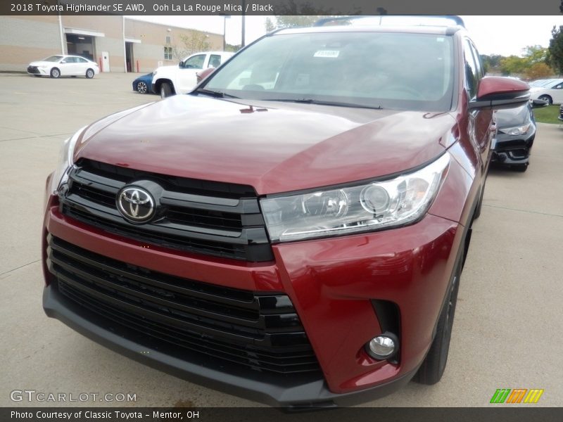 Ooh La La Rouge Mica / Black 2018 Toyota Highlander SE AWD