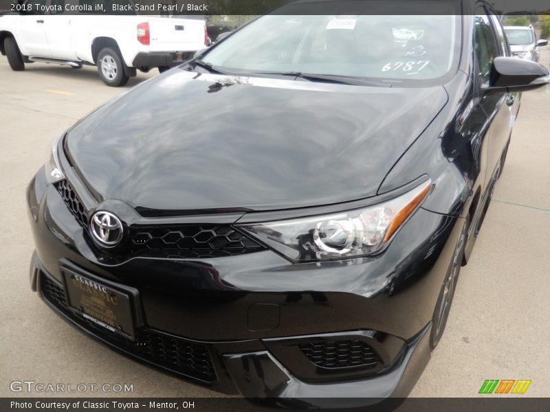 Black Sand Pearl / Black 2018 Toyota Corolla iM