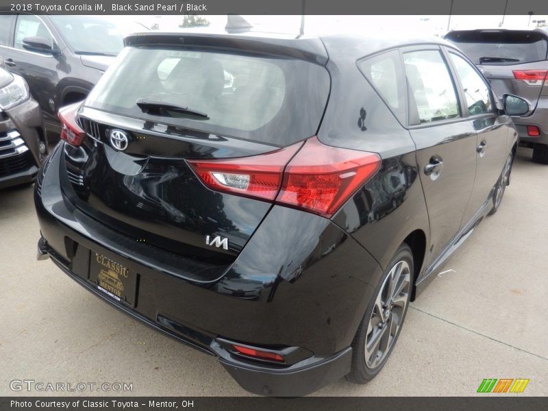 Black Sand Pearl / Black 2018 Toyota Corolla iM