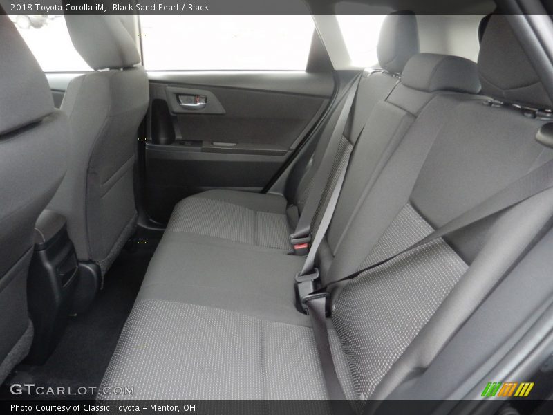 Black Sand Pearl / Black 2018 Toyota Corolla iM