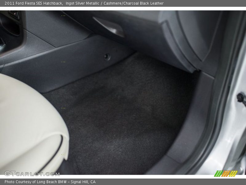 Ingot Silver Metallic / Cashmere/Charcoal Black Leather 2011 Ford Fiesta SES Hatchback
