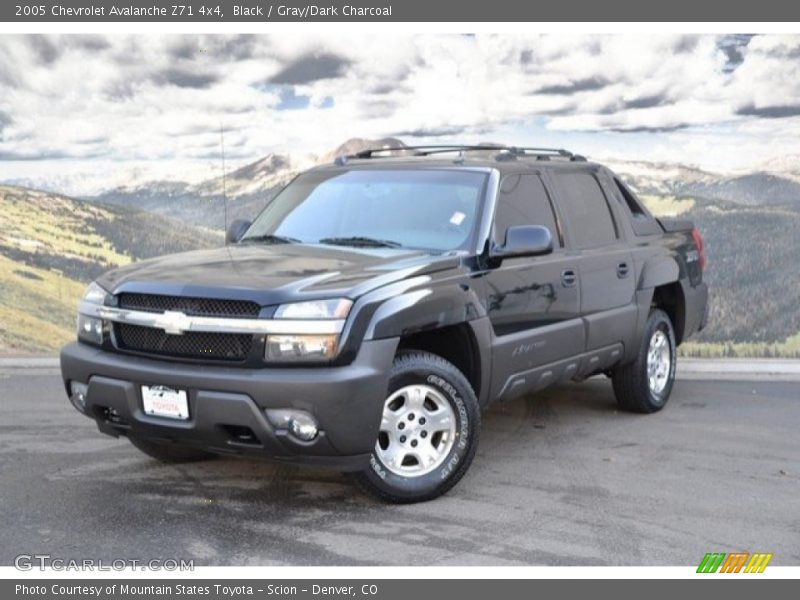 Black / Gray/Dark Charcoal 2005 Chevrolet Avalanche Z71 4x4