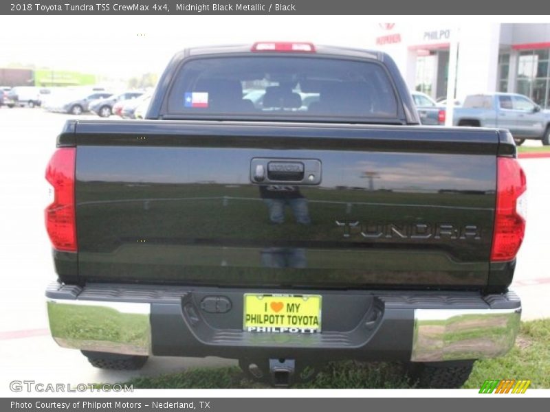 Midnight Black Metallic / Black 2018 Toyota Tundra TSS CrewMax 4x4