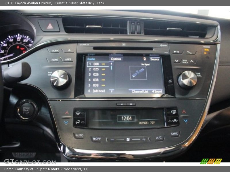 Celestial Silver Metallic / Black 2018 Toyota Avalon Limited