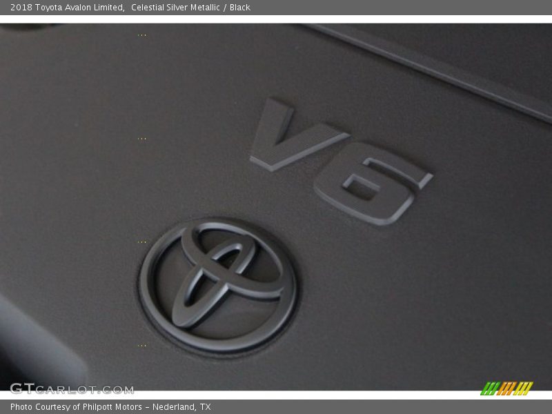 Celestial Silver Metallic / Black 2018 Toyota Avalon Limited