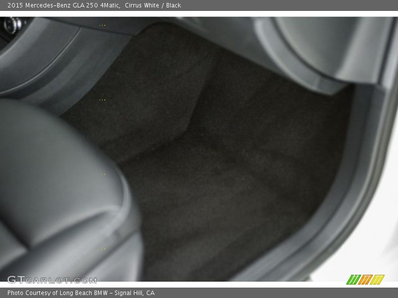Cirrus White / Black 2015 Mercedes-Benz GLA 250 4Matic