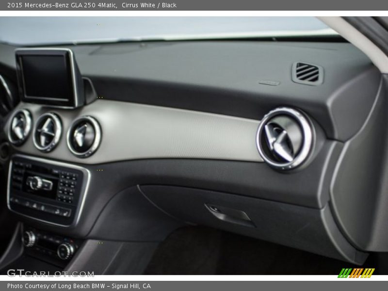 Cirrus White / Black 2015 Mercedes-Benz GLA 250 4Matic