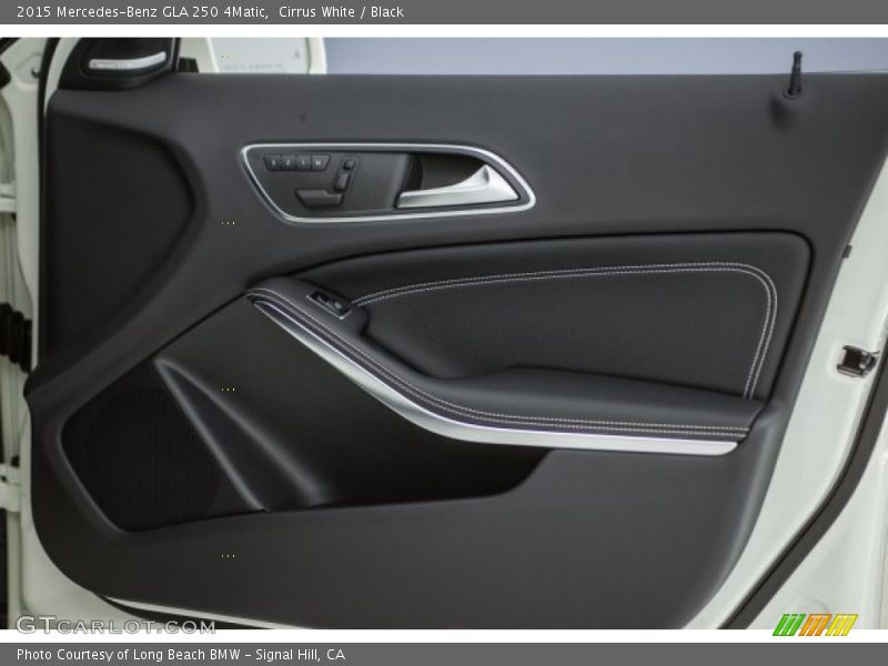 Cirrus White / Black 2015 Mercedes-Benz GLA 250 4Matic
