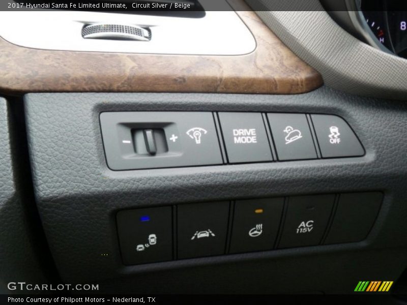 Circuit Silver / Beige 2017 Hyundai Santa Fe Limited Ultimate