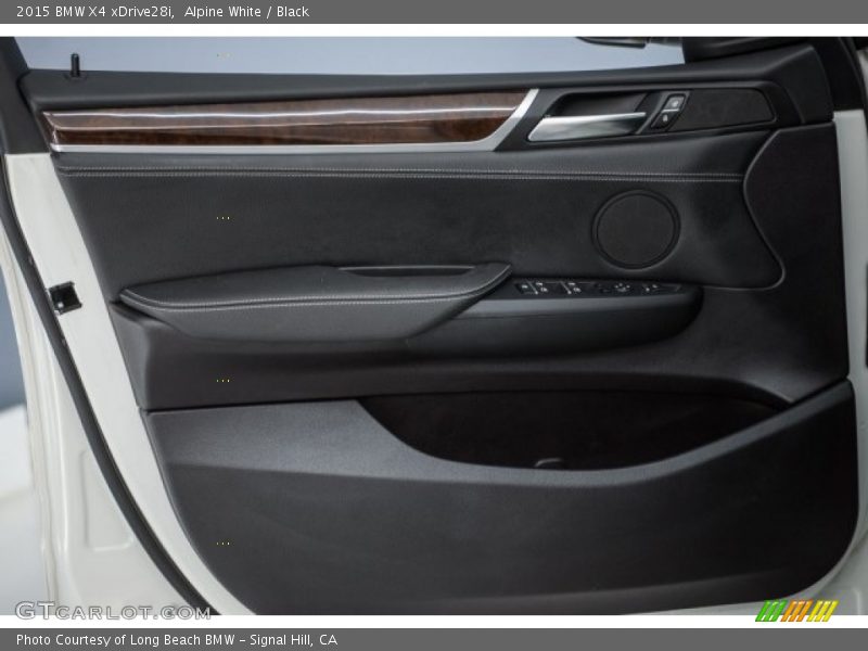 Alpine White / Black 2015 BMW X4 xDrive28i