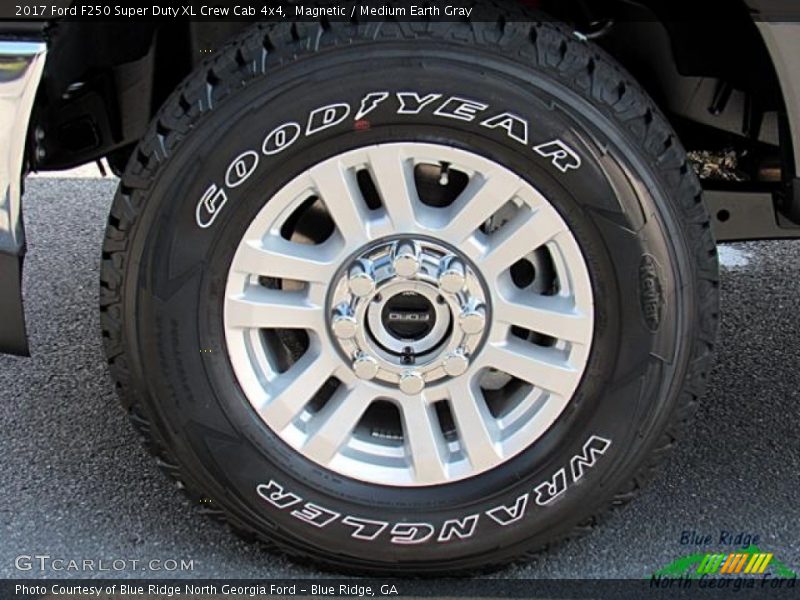 Magnetic / Medium Earth Gray 2017 Ford F250 Super Duty XL Crew Cab 4x4