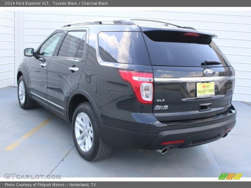 Tuxedo Black / Charcoal Black 2014 Ford Explorer XLT