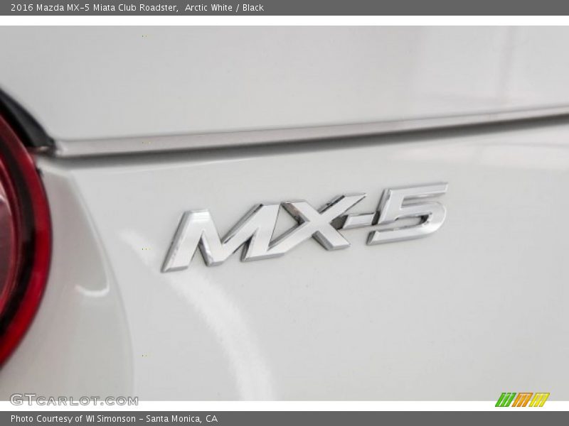 Arctic White / Black 2016 Mazda MX-5 Miata Club Roadster