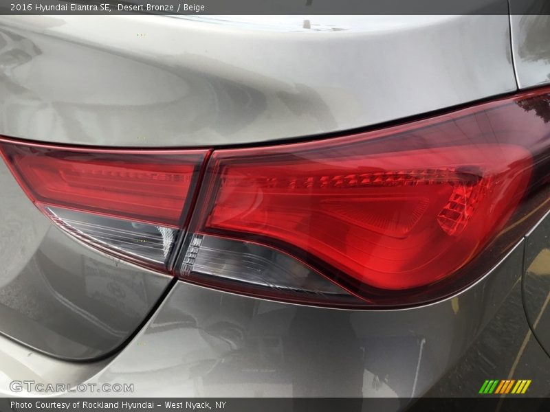 Desert Bronze / Beige 2016 Hyundai Elantra SE