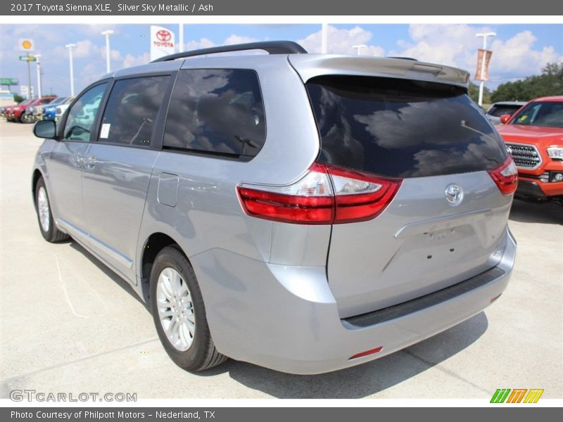 Silver Sky Metallic / Ash 2017 Toyota Sienna XLE