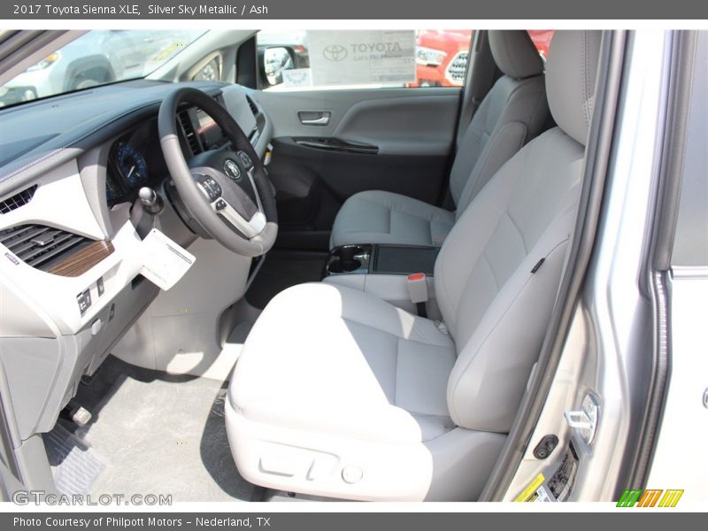 Silver Sky Metallic / Ash 2017 Toyota Sienna XLE