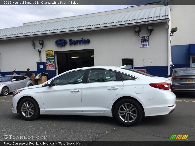 Quartz White Pearl / Beige 2016 Hyundai Sonata SE