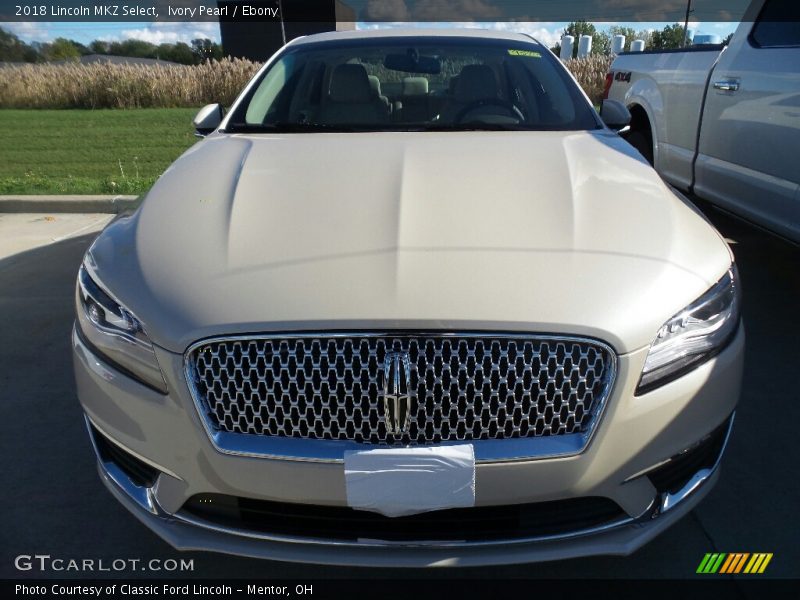 Ivory Pearl / Ebony 2018 Lincoln MKZ Select