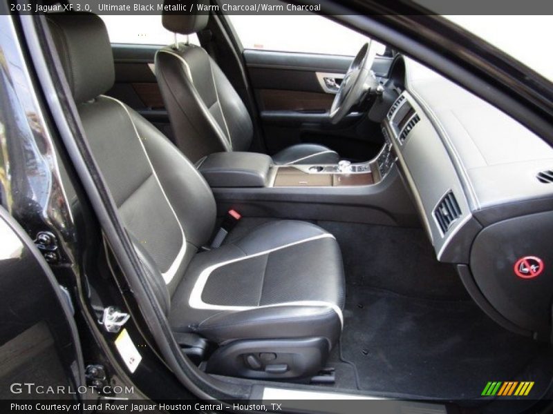 Ultimate Black Metallic / Warm Charcoal/Warm Charcoal 2015 Jaguar XF 3.0