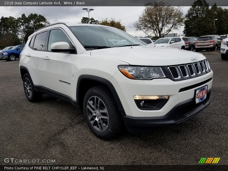 White / Black 2018 Jeep Compass Latitude 4x4