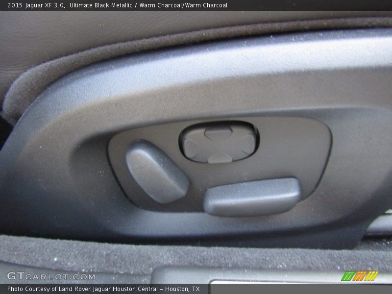 Ultimate Black Metallic / Warm Charcoal/Warm Charcoal 2015 Jaguar XF 3.0