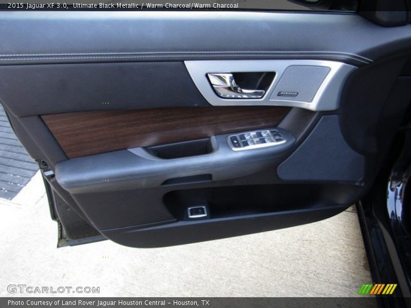Ultimate Black Metallic / Warm Charcoal/Warm Charcoal 2015 Jaguar XF 3.0