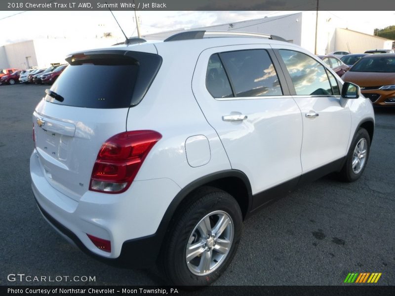 Summit White / Jet Black 2018 Chevrolet Trax LT AWD