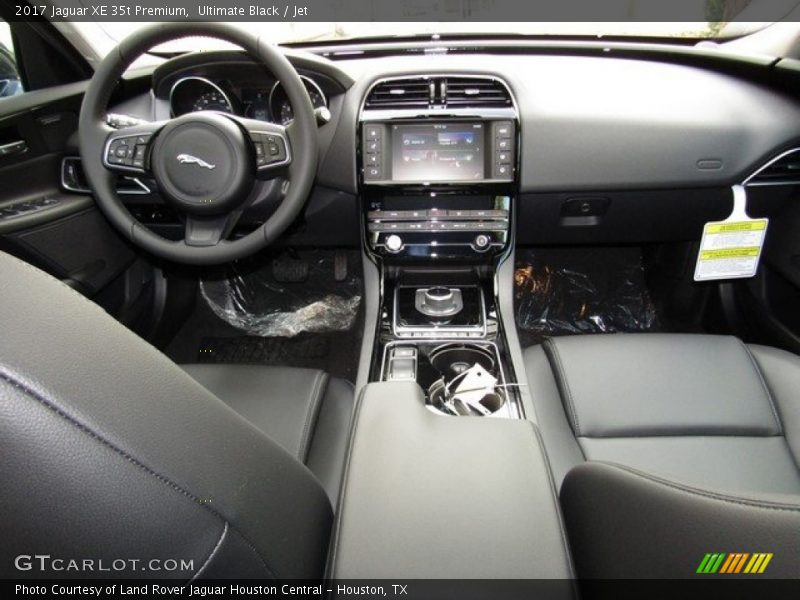 Ultimate Black / Jet 2017 Jaguar XE 35t Premium