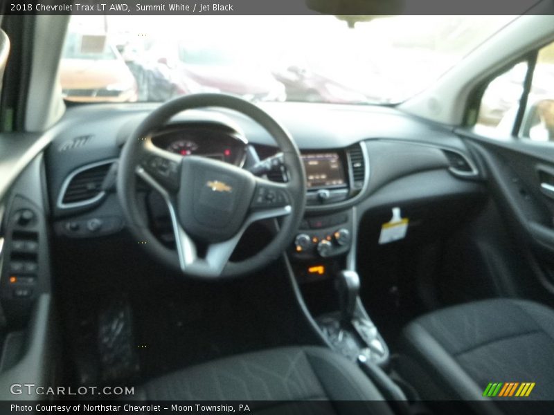 Summit White / Jet Black 2018 Chevrolet Trax LT AWD