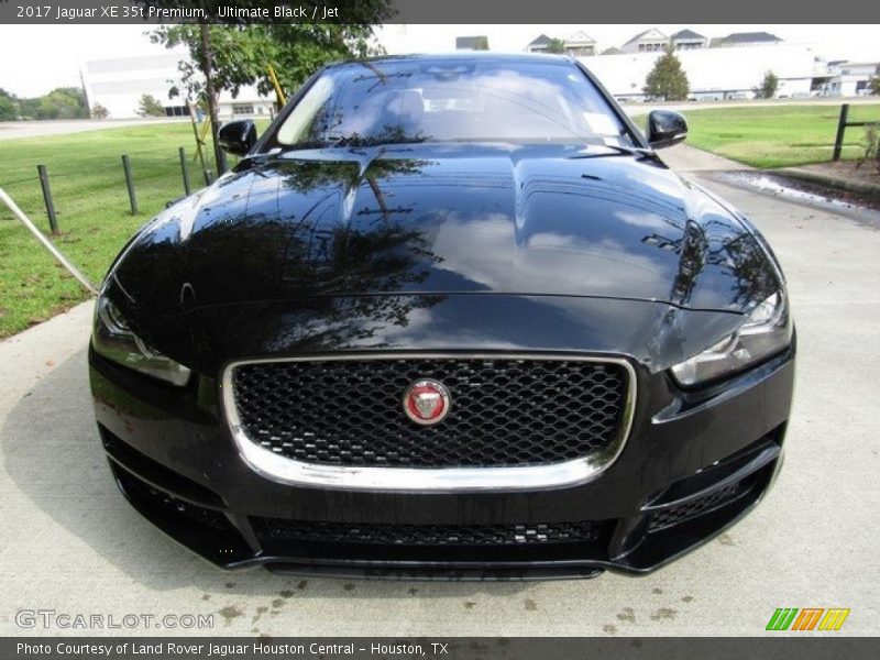 Ultimate Black / Jet 2017 Jaguar XE 35t Premium