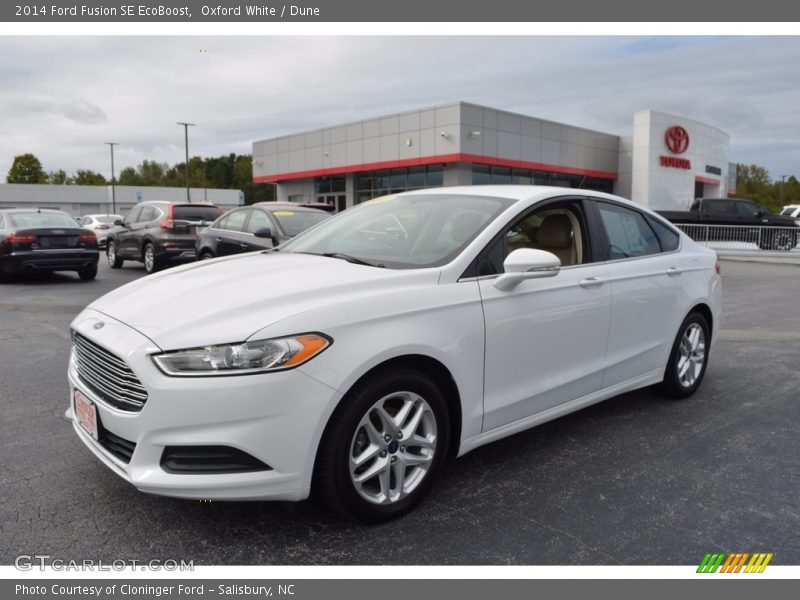 Oxford White / Dune 2014 Ford Fusion SE EcoBoost