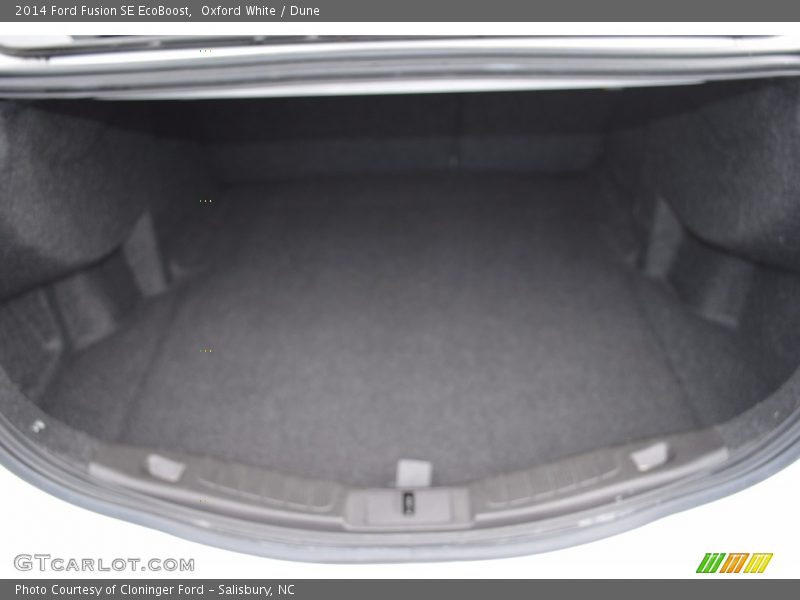 Oxford White / Dune 2014 Ford Fusion SE EcoBoost